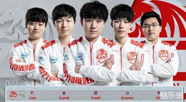 军的背后 军的背后