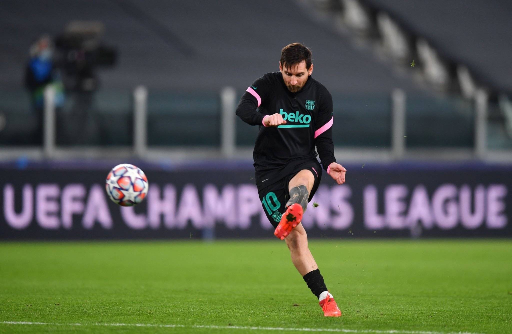 略与市场影 略与市场影